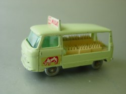 min21england-MilkDeliveryTruck-greyplasticwheels-nobox-20230801 (1)